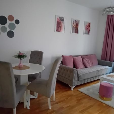 Skyline Apartment Bijeljina Zewnętrze zdjęcie